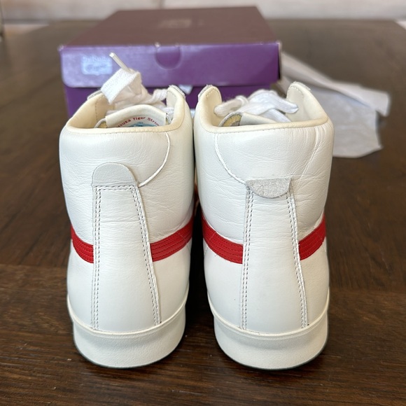 Onitsuka Tiger Fabre Hi NM white classic red new in box size euro 40.5 - Picture 9 of 12